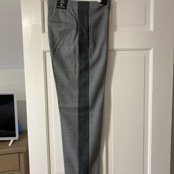 Club Monaco Ryanne Pant - Picture 2 of 5